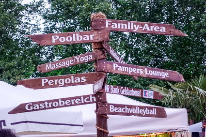 Sign at Sommer in der City, Nuremberg