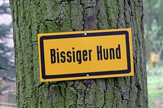 Bissiger Hund sign