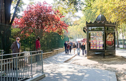 Kiosk near Eiffel Tower, Paris