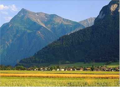 Niesen, Lake Thun, Bernese Oberland, Switzerland - Niesenbahn funicular