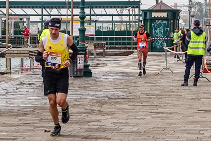 Runners in Venice Marathon