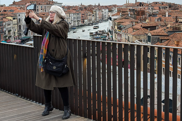 Cheryl Imboden takes a selfie on the roof terrace of Venice's Fondaco dei Tedeschi.