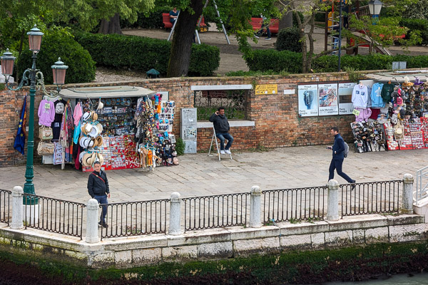 Papadapoli Gardens with playground.